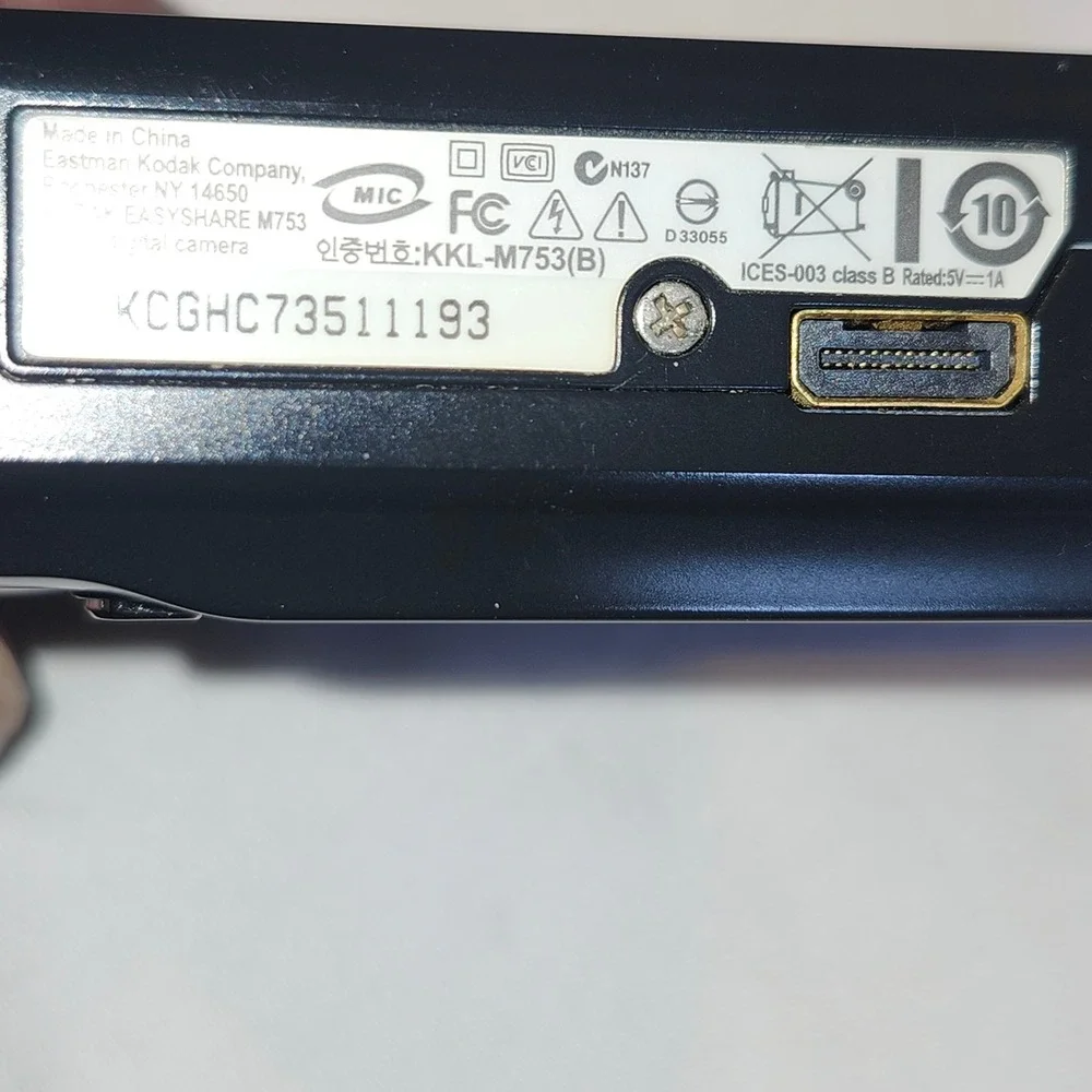 Kodak EasyShare M753 7.0MP Digital Camera Black‎ Untested As Is For Parts Repair